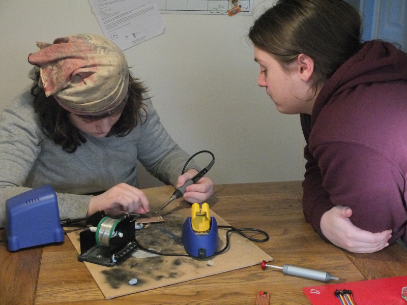 Students building an infrasound monitor